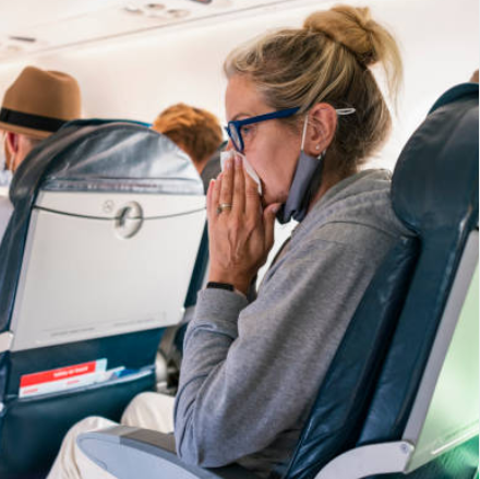 How to Stay Healthy on a Long Flight